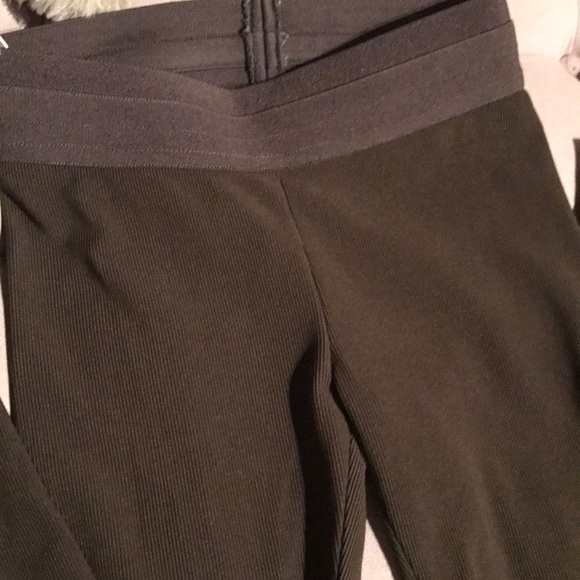 BCBG MAXAZRIA ribbed legging - Picture 4 of 5